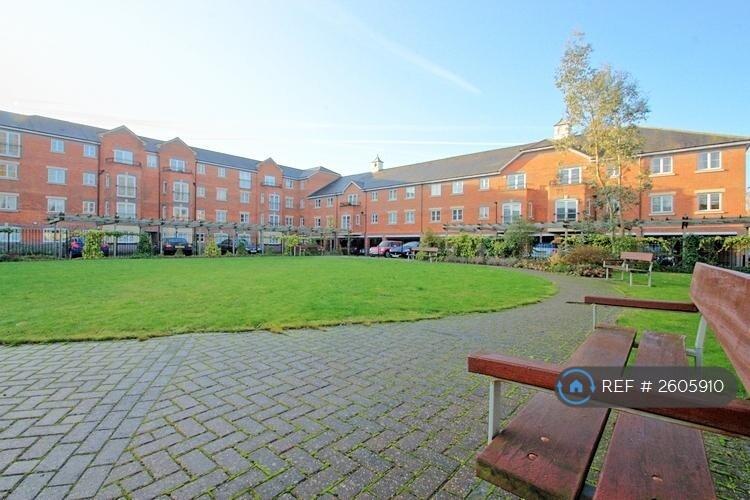 Secure Court Yard