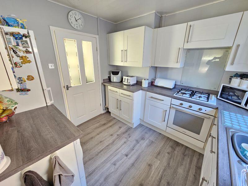 Kitchen Additional Image 