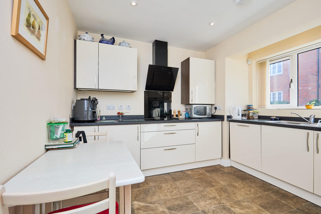 Edward Knight 202...