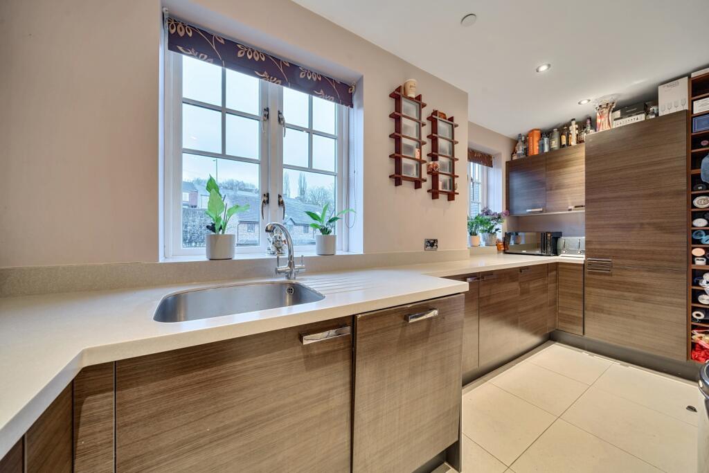 67b33935cac50-1240118 (4)