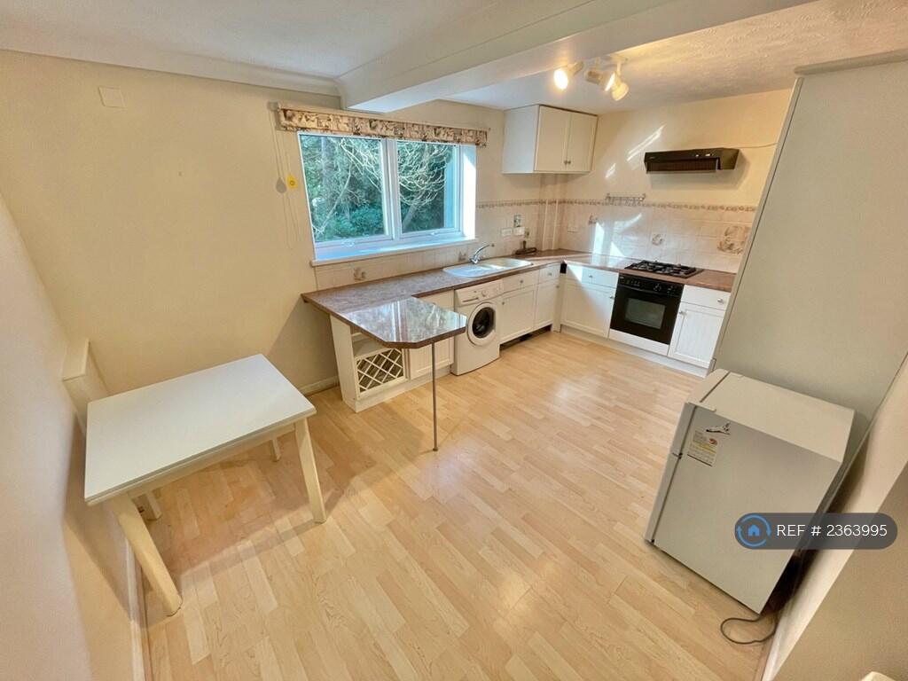 Kitchen 3