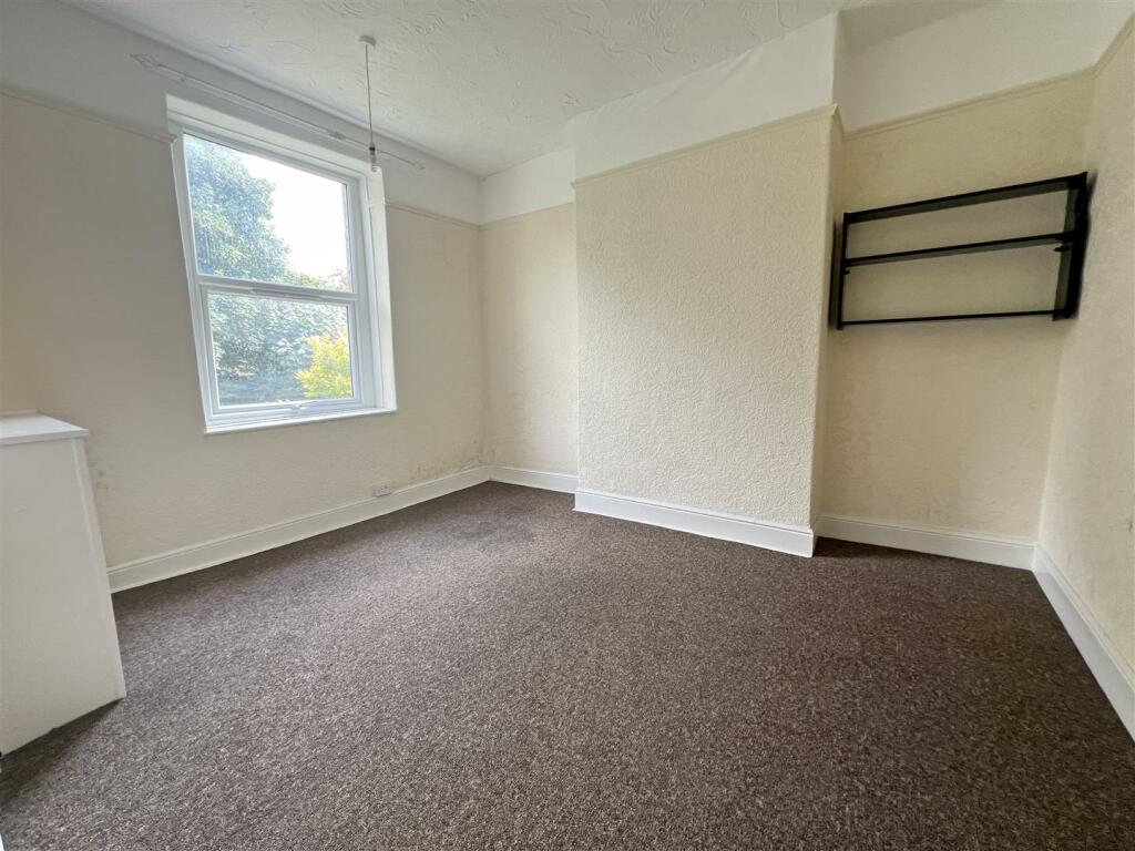 9 - Block of Flats for Auction, Downend, Bristol.J