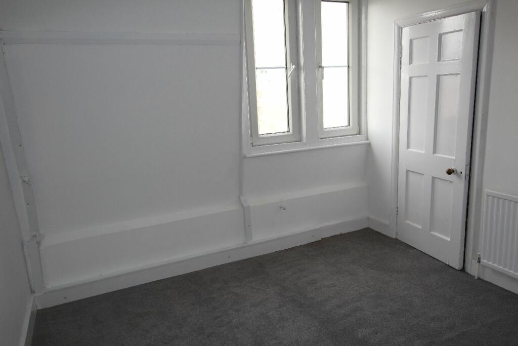 4TH Bedroom.