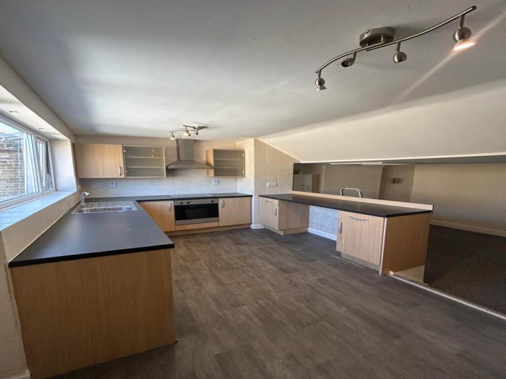 14a High Street New 