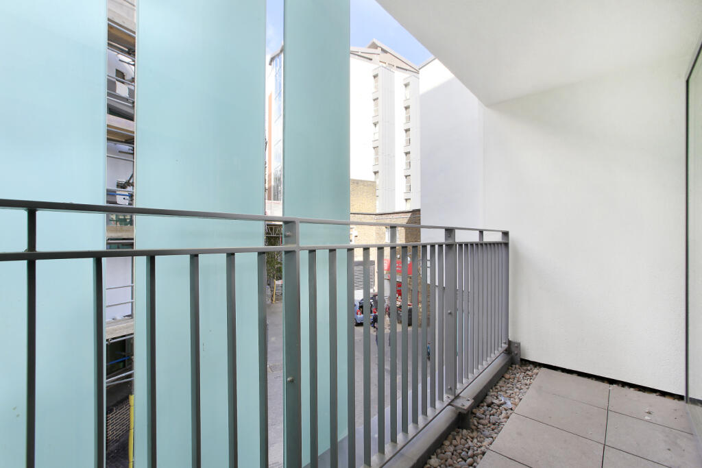 Hardwicks Square, 
Wandsworth, SW18