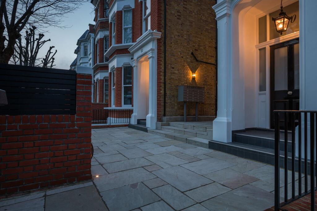 entrance_area