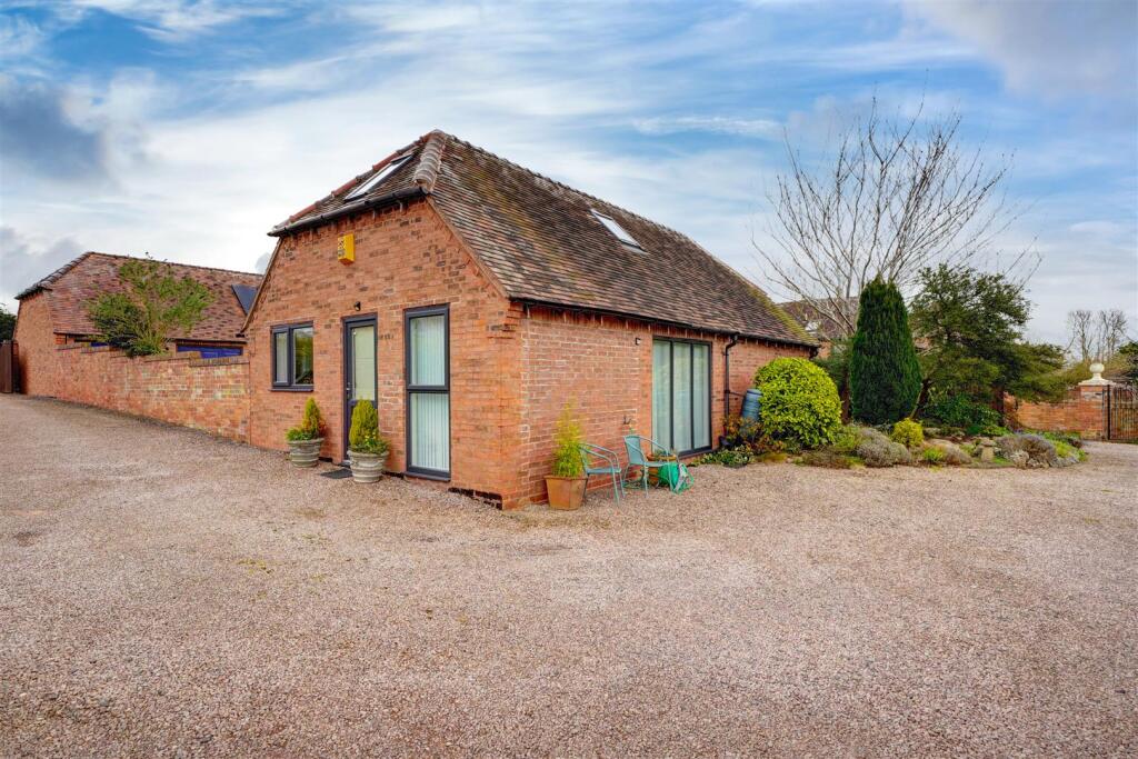 6 Acton Barns (54).jpg