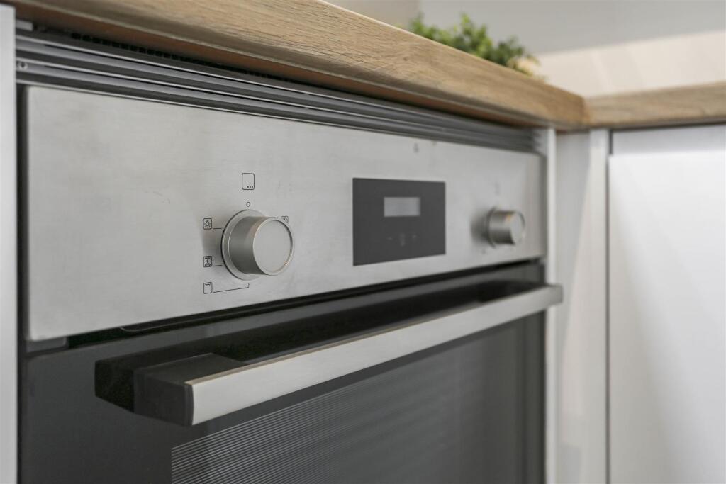 1508626323 - F2 - 13.jpg