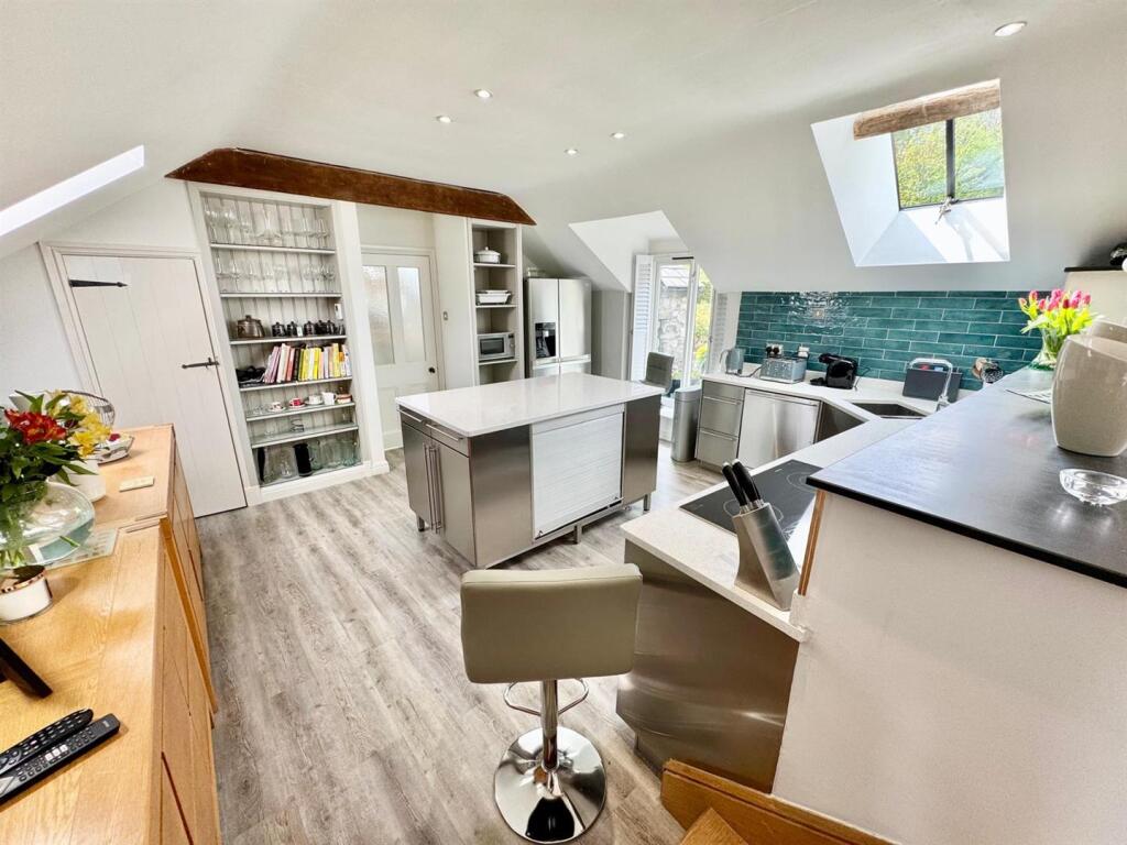 PHOTO-2025-05-18-18-18-12 (12).jpg