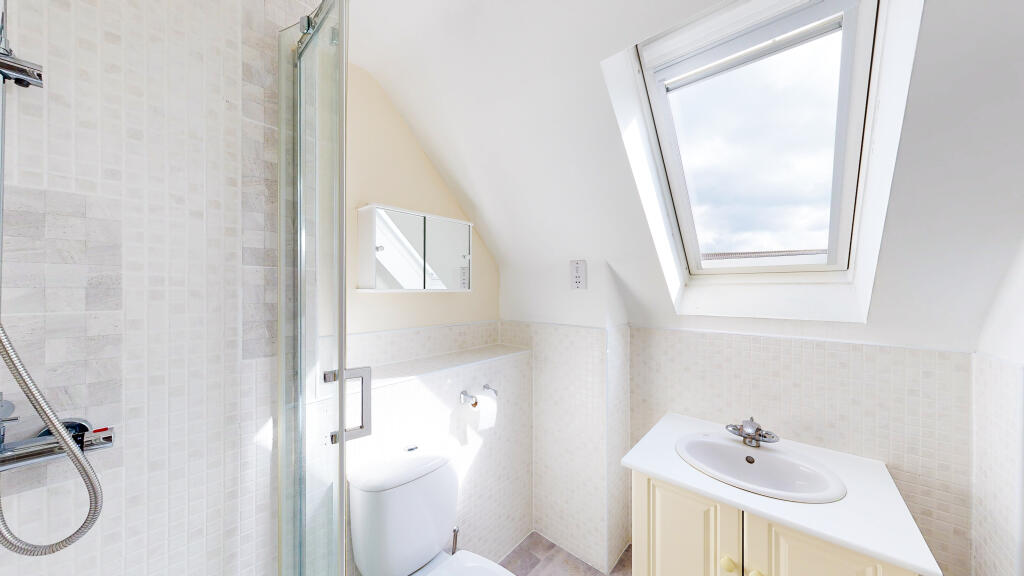 En-Suite Shower