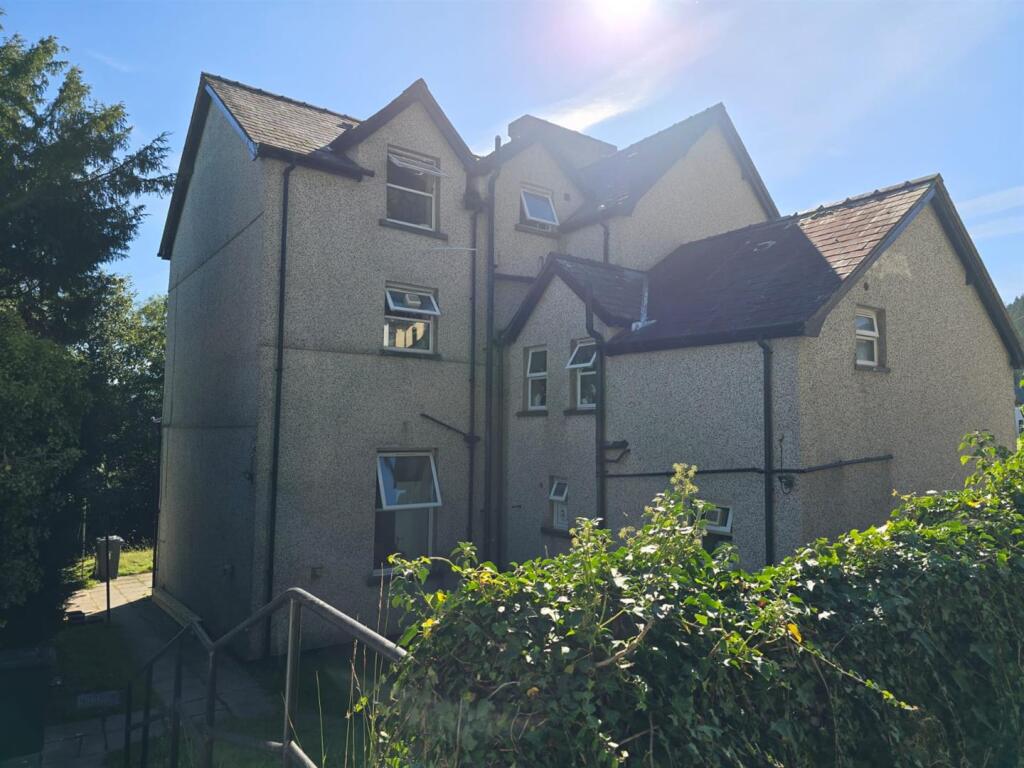 WhatsApp Image 2025-09-23 at 09.42.27_e7b4850b.jpg