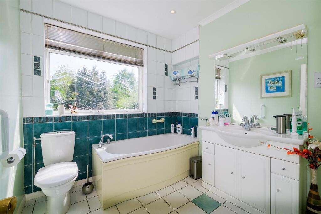 Ainslie Wood Gardens-30_web.jpg