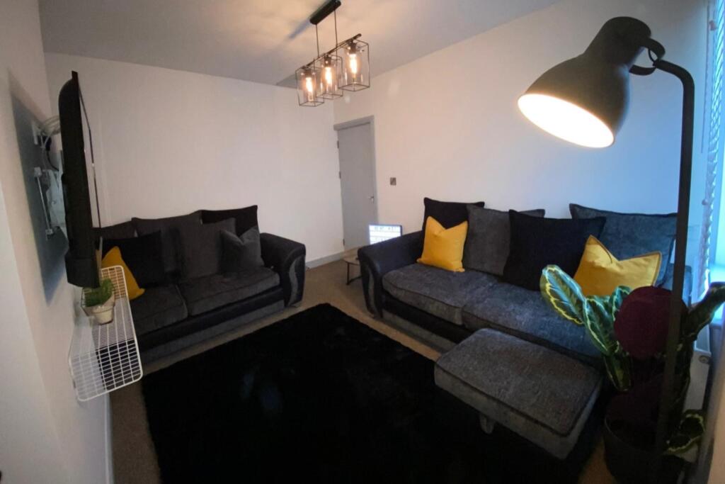 Flat 2 - Three bed (3)