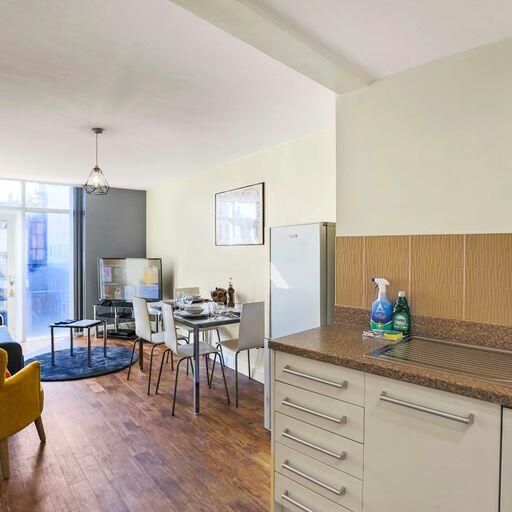 2 Bed