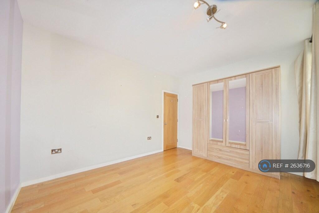 Double Bedroom 1
