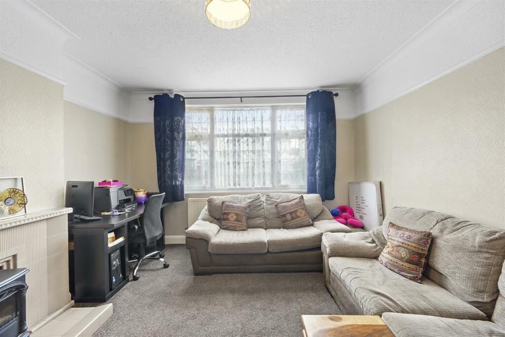 15 West Court - TLeNuUyC9u1SQZvhdSym.jpg