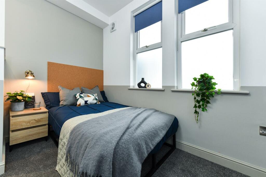 21crownst-107.jpg