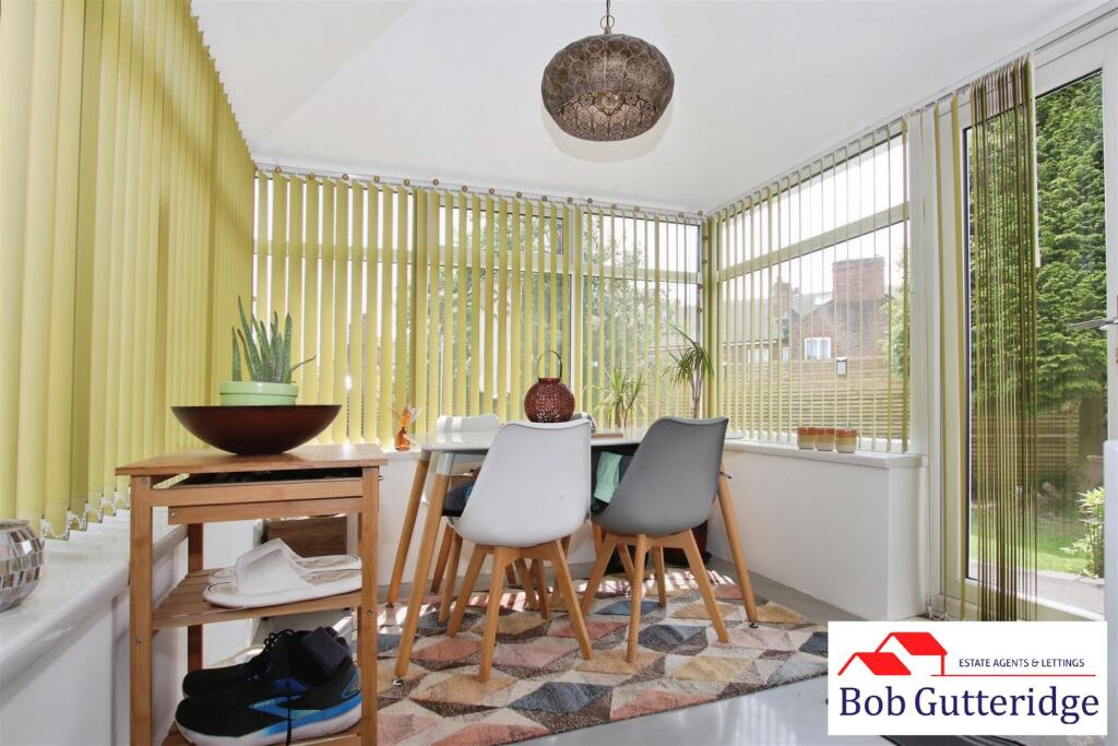 HALF BRICK &amp; UPVC GARDEN ROOM