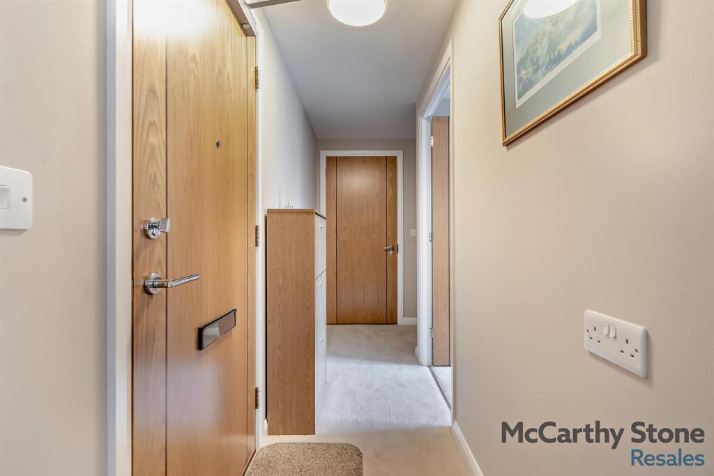 8661946-interior14-800.jpg