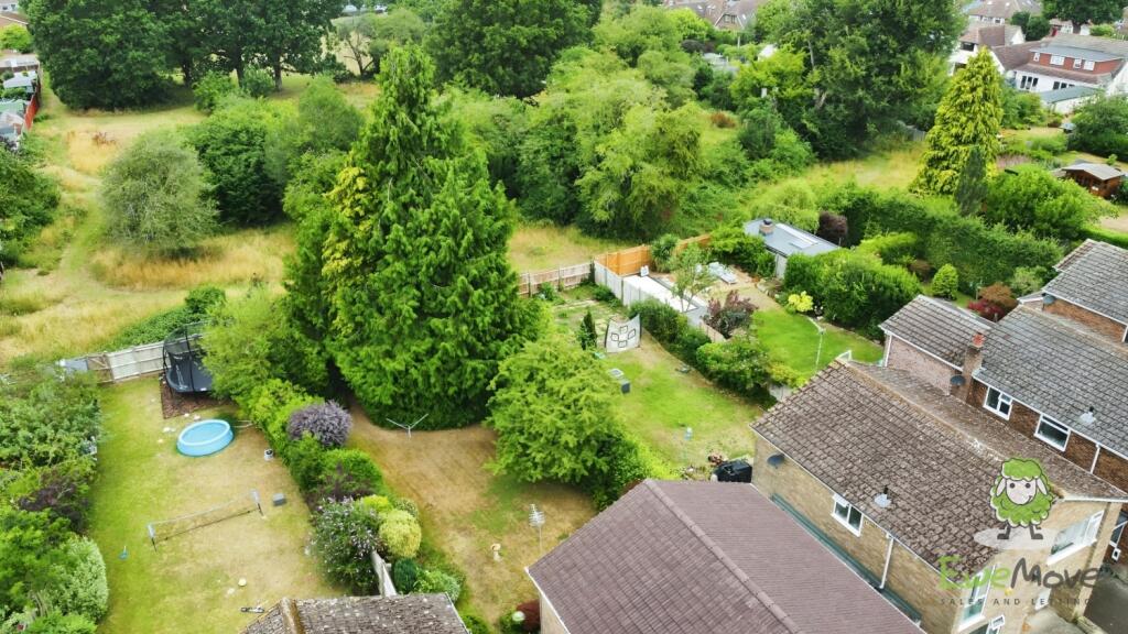 EweMove Estate Agents Basingstoke - Coniston Road 