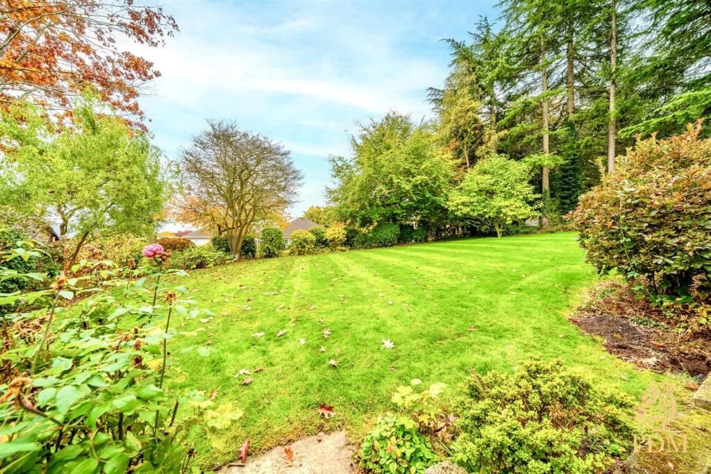 8 Fern Close, Bramcote, Nottingham, NG9 3DF