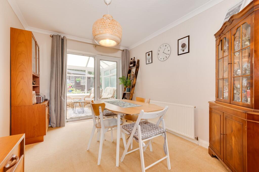 KITCHEN, LIVING ROOM AND DINER