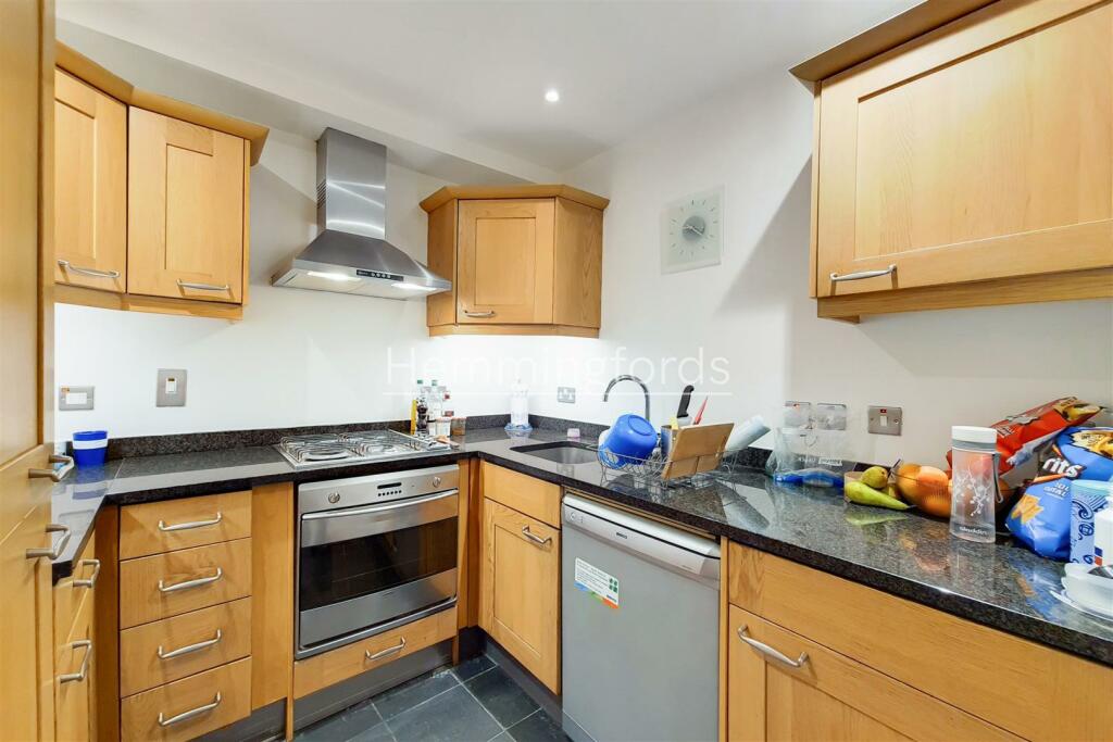2_Kitchen-1.jpg