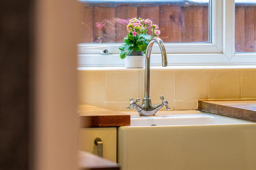 home-810.jpg
