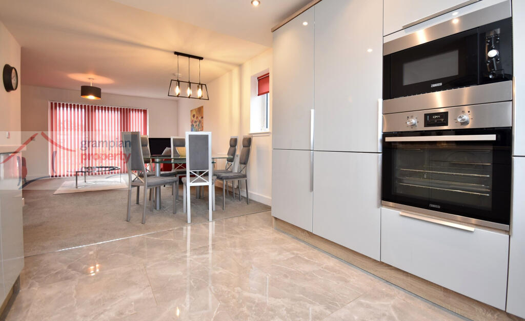 kitchen 3.JPG