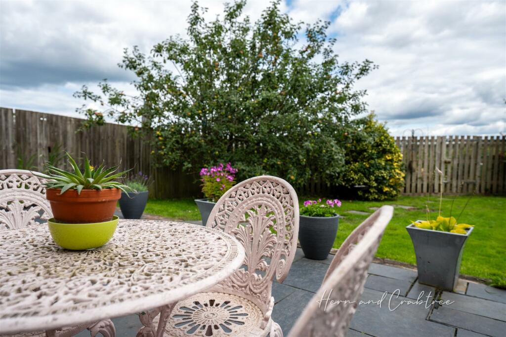 Page Drive, HernCrabtree (28).jpg