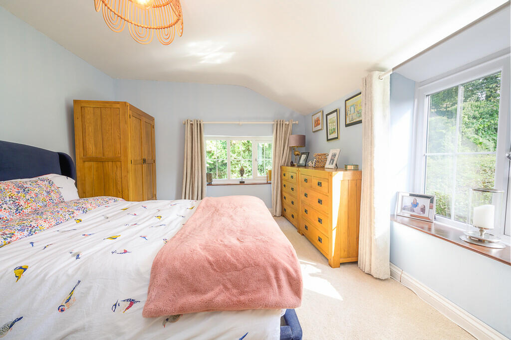Greytree Cottage-...