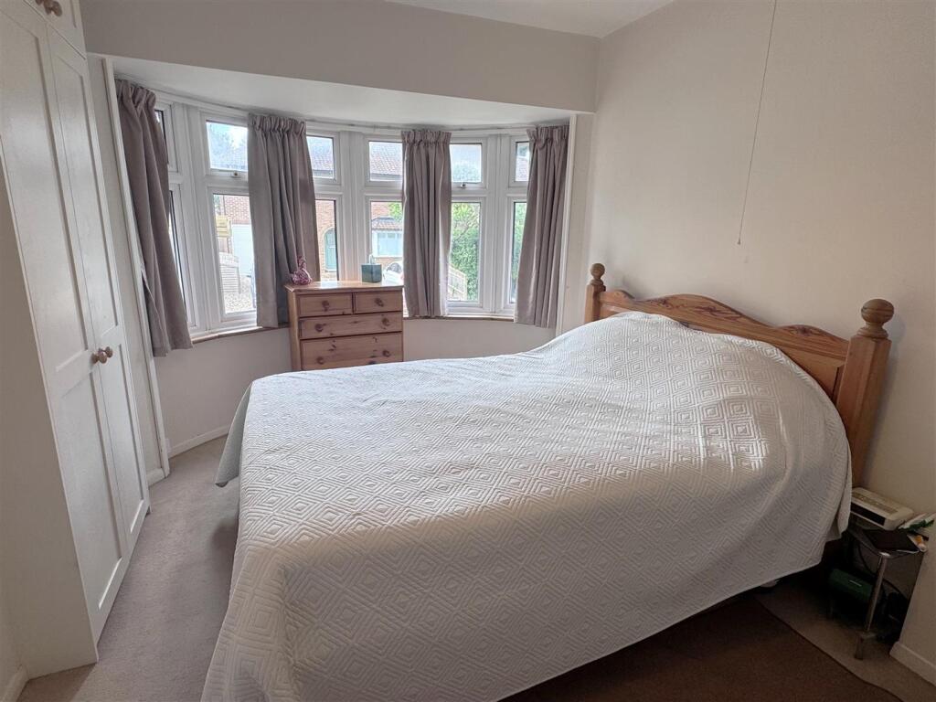Bed 1.JPG