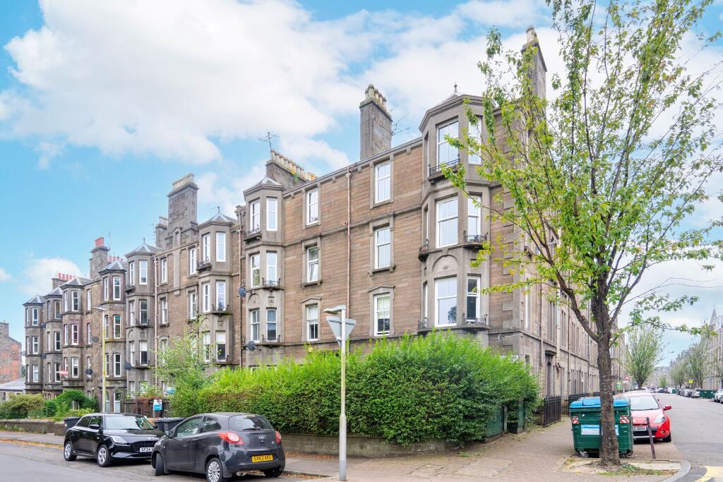 17 3fR Baxter Park Terrace, Dundee, DD4 6NP (23)