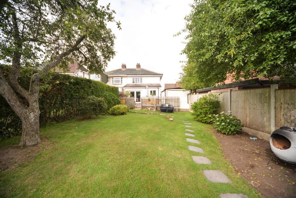 Garden to house.jpg