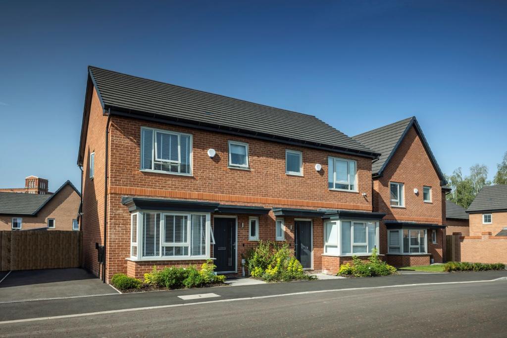 Don Street,
Off Oldham road, Middleton,
M24 2GG