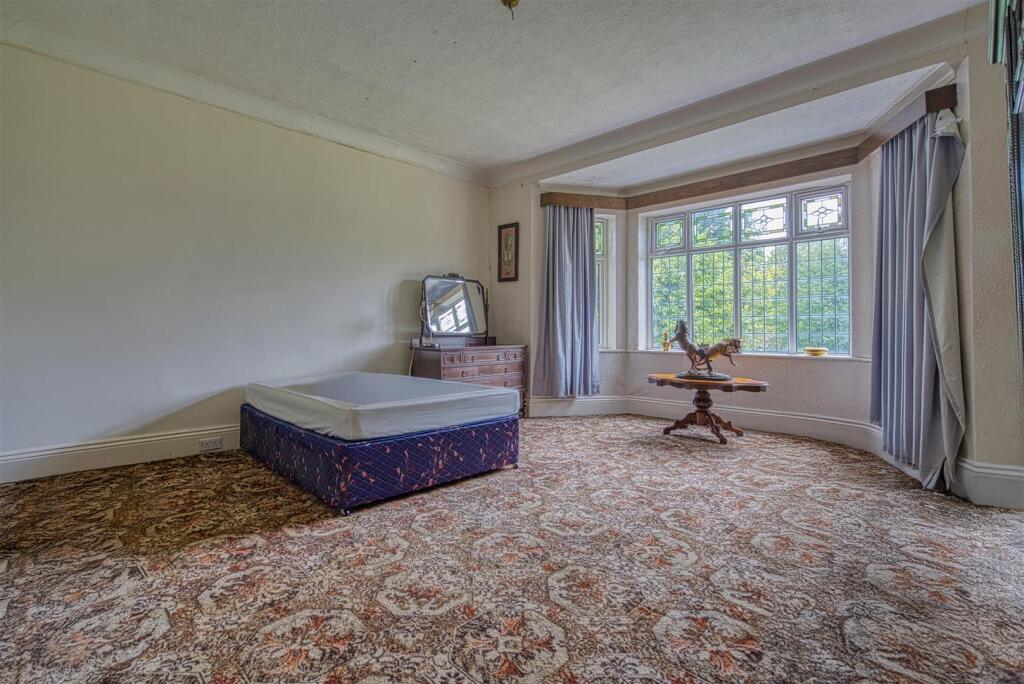 Bryn Hall, Bryn Gates Lane, Bamfurlong-40.jpg
