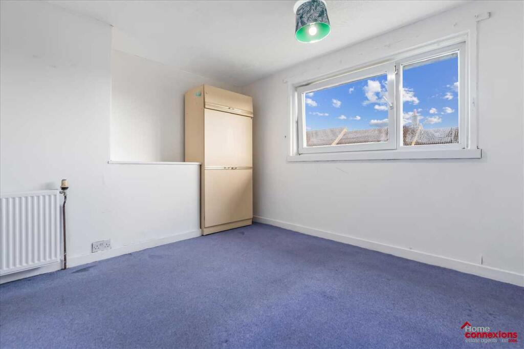 Bedroom One (2)