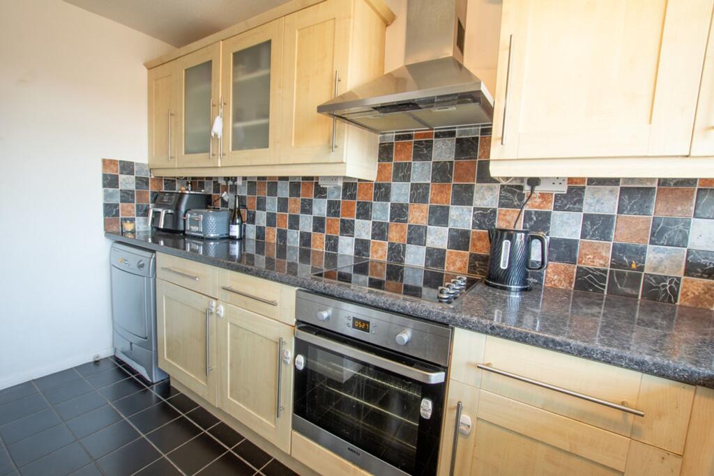 Kitchen Reverse