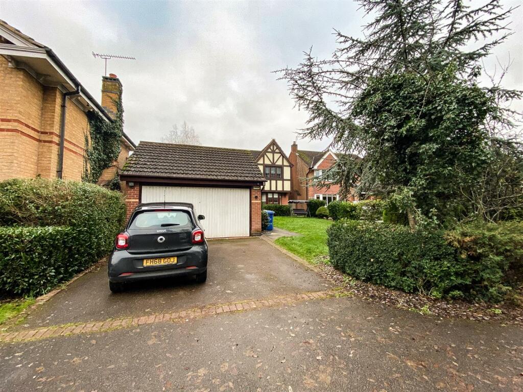 14 Longthorpe Close Littleover-4043.jpg