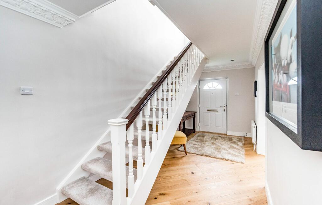 ENTRY WAY AND HALL WAY