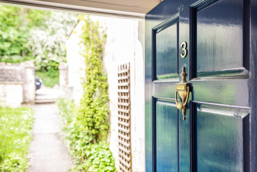 3, 106 London Road West, Bath, BA1 7DB-3.jpg