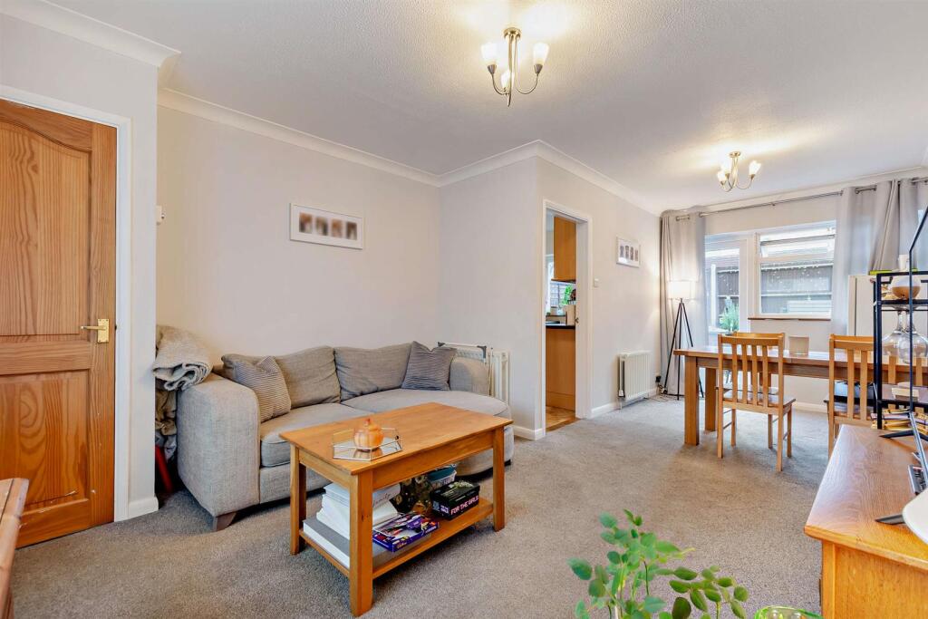 8672831-interior02-800.jpg