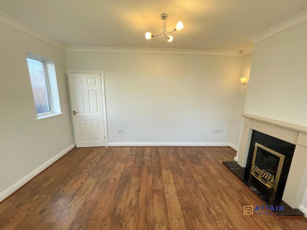 Living Room Side.jpg