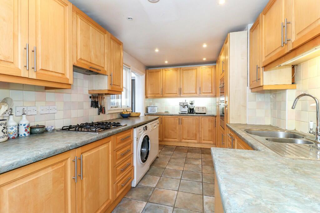 Kitchen/breakfast rm