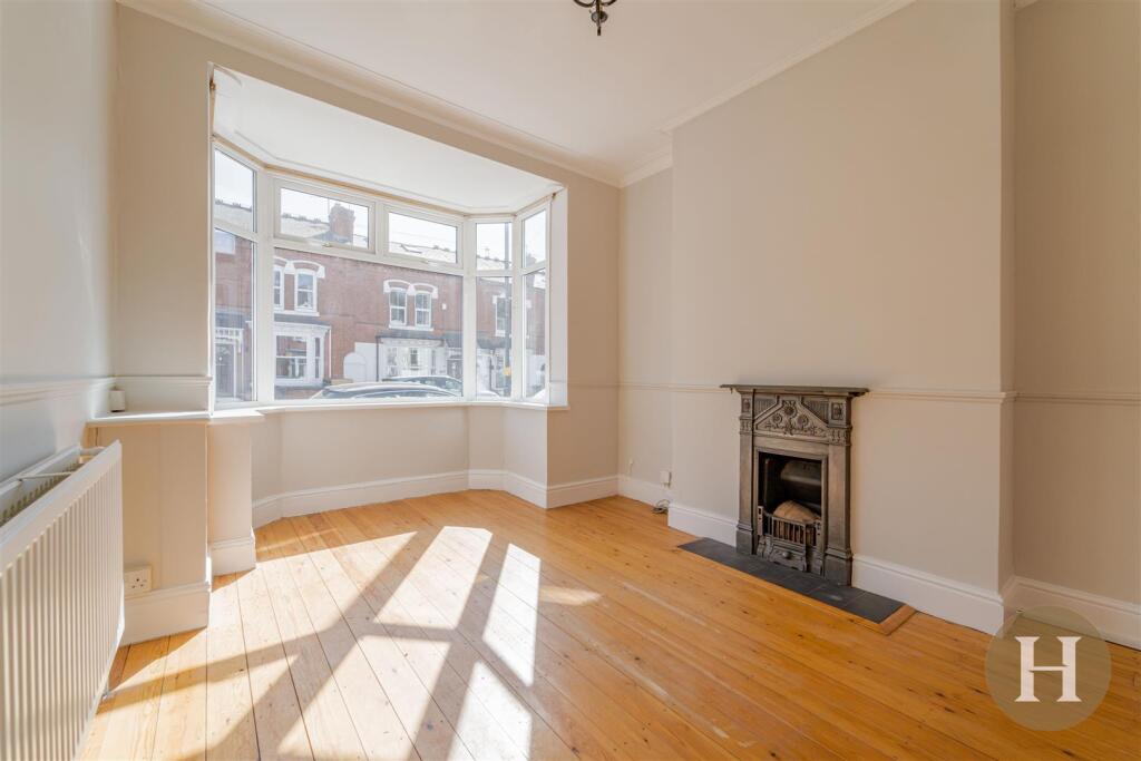 Hadleigh Estate Agents-16.jpg