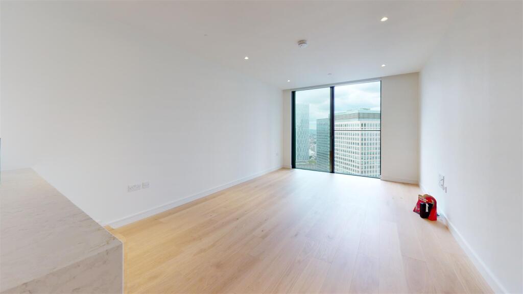 4306-Hampton-Tower-Unfurnished(1).jpg