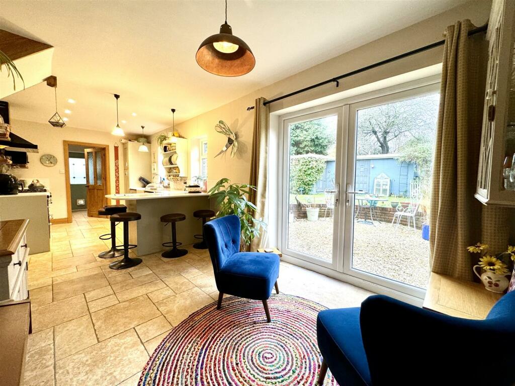 KITCHEN/BREAKFAST/FAMILY ROOM