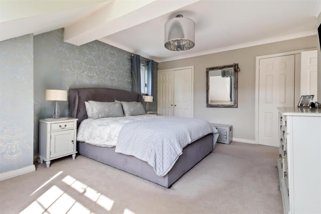 Vicarage Fields 9-027.jpg