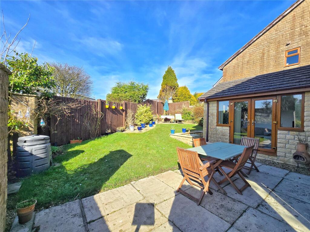 Rear Patio &amp; Lawn