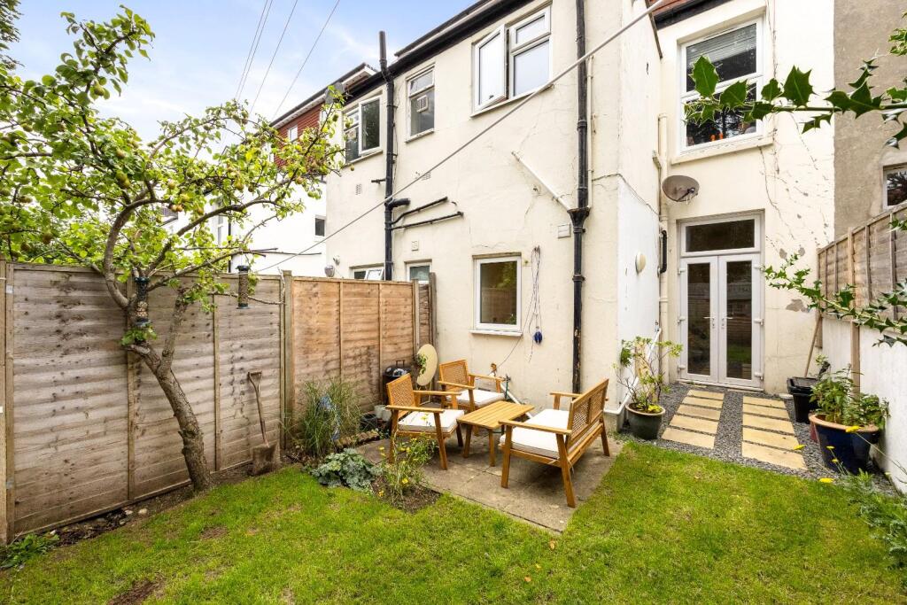 Granville Road, 6, Flat A-016.JPG